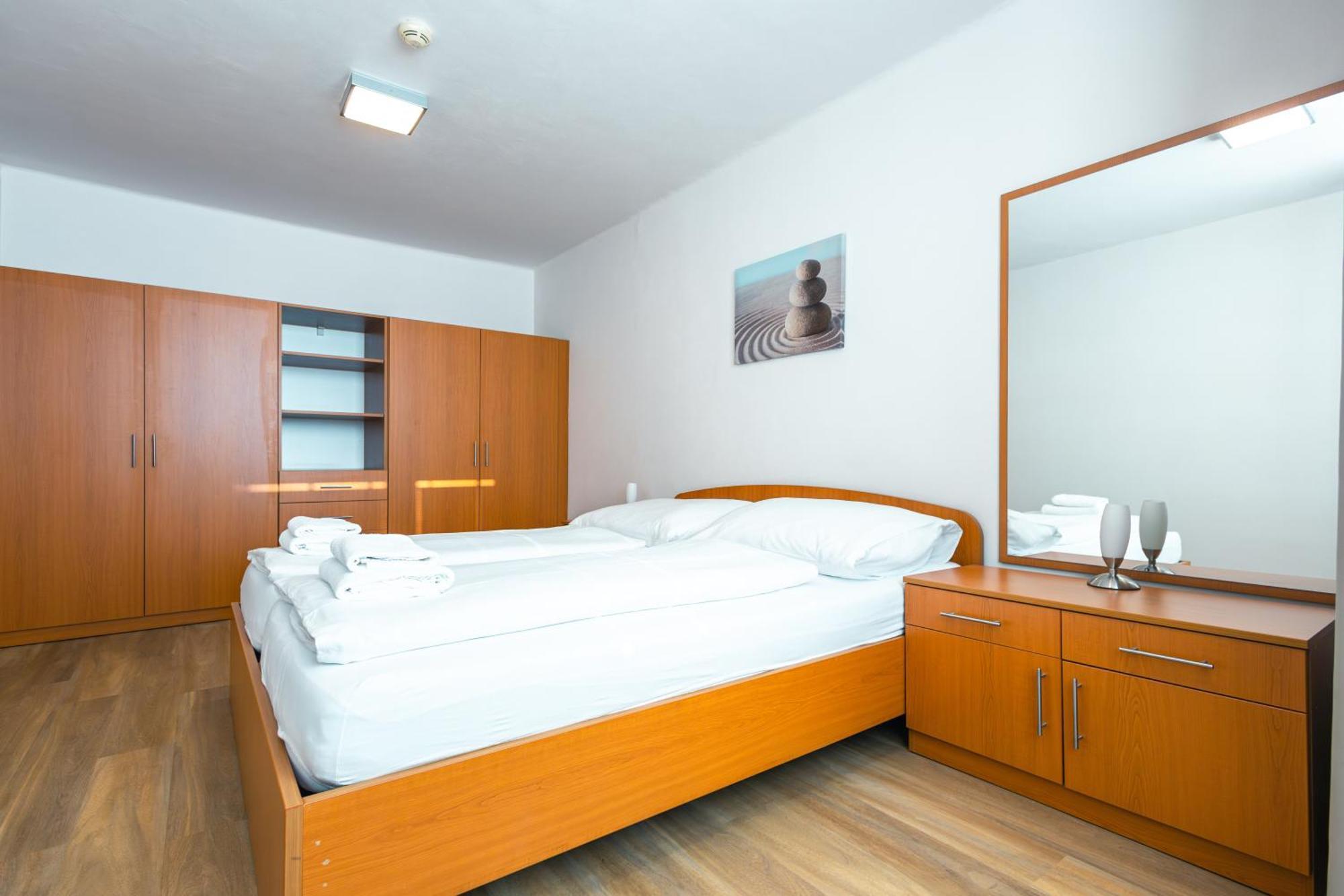 Hotel Garni Vsb Острава Экстерьер фото
